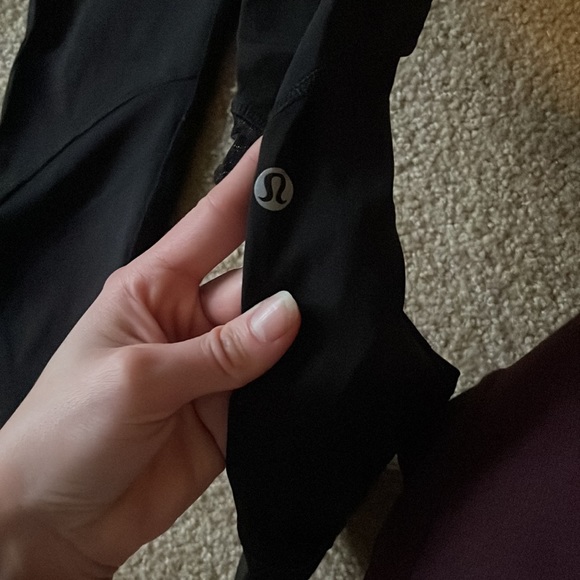 classic 2015 lululemon run tights - Picture 4 of 6